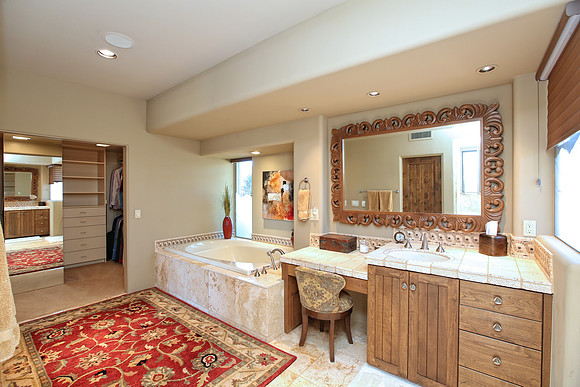 33Master Bathroom