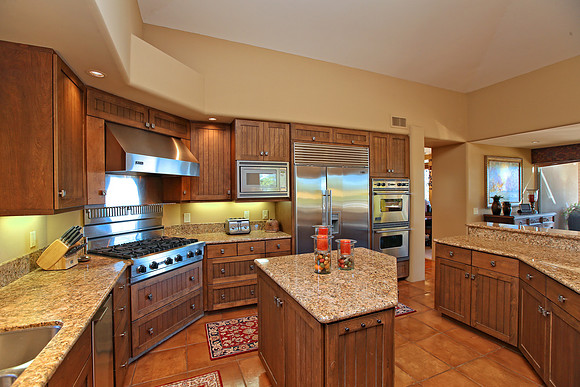 13Kitchen
