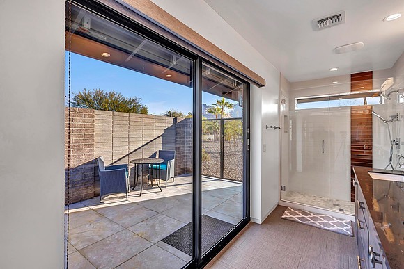 5302 N. 42nd - B7037