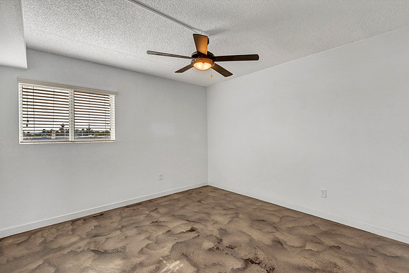 2936 N. 34th Place - B5012_