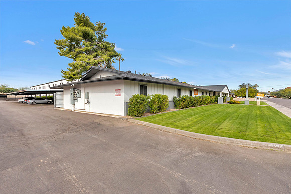 2936 N. 34th Place - S4983