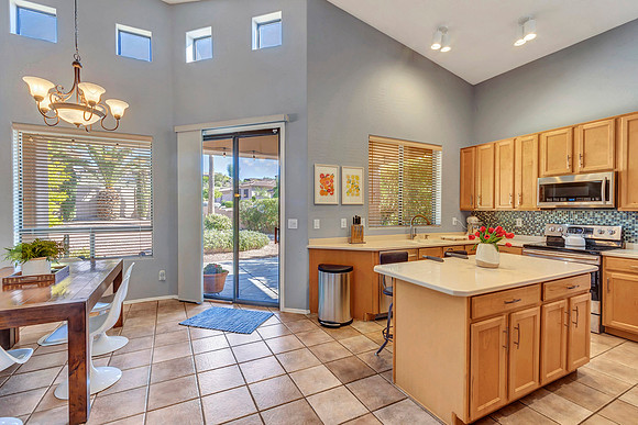 17330 Via Del Oro - B0747