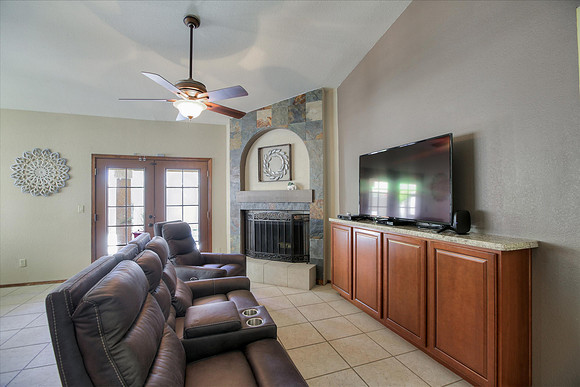 19109N.71stDr-5