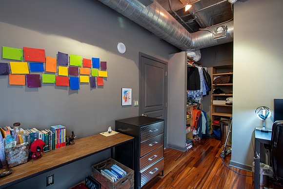 114 Adams 0048